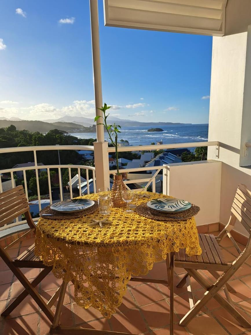 Appartement De La Baie, Vue Magnifique, Tartane Ла Трините Екстериор снимка
